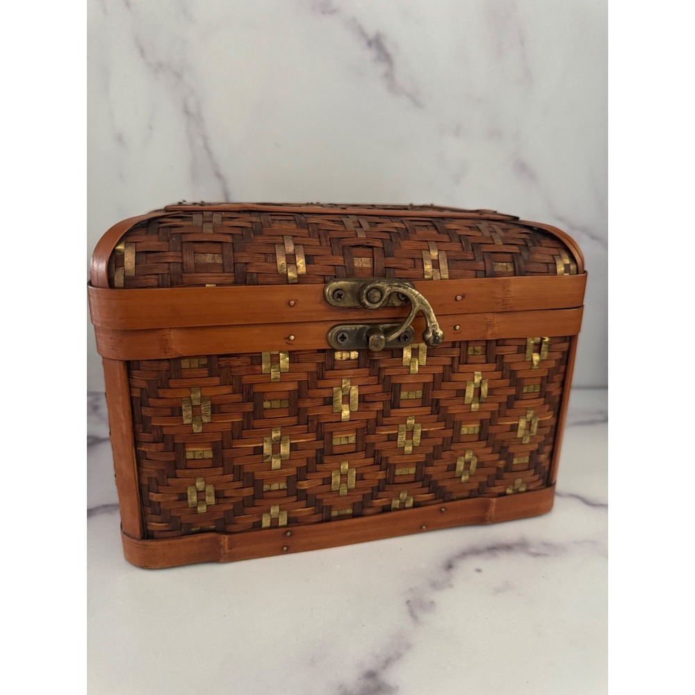 Vintage Woven Wood Basket Box Brass Latch Lidded Storage Rustic Decor